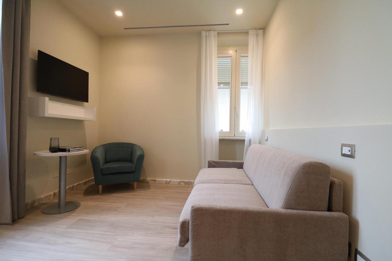 Doride Suites Boutique Hotel 马瑞纳迪卡拉拉 外观 照片