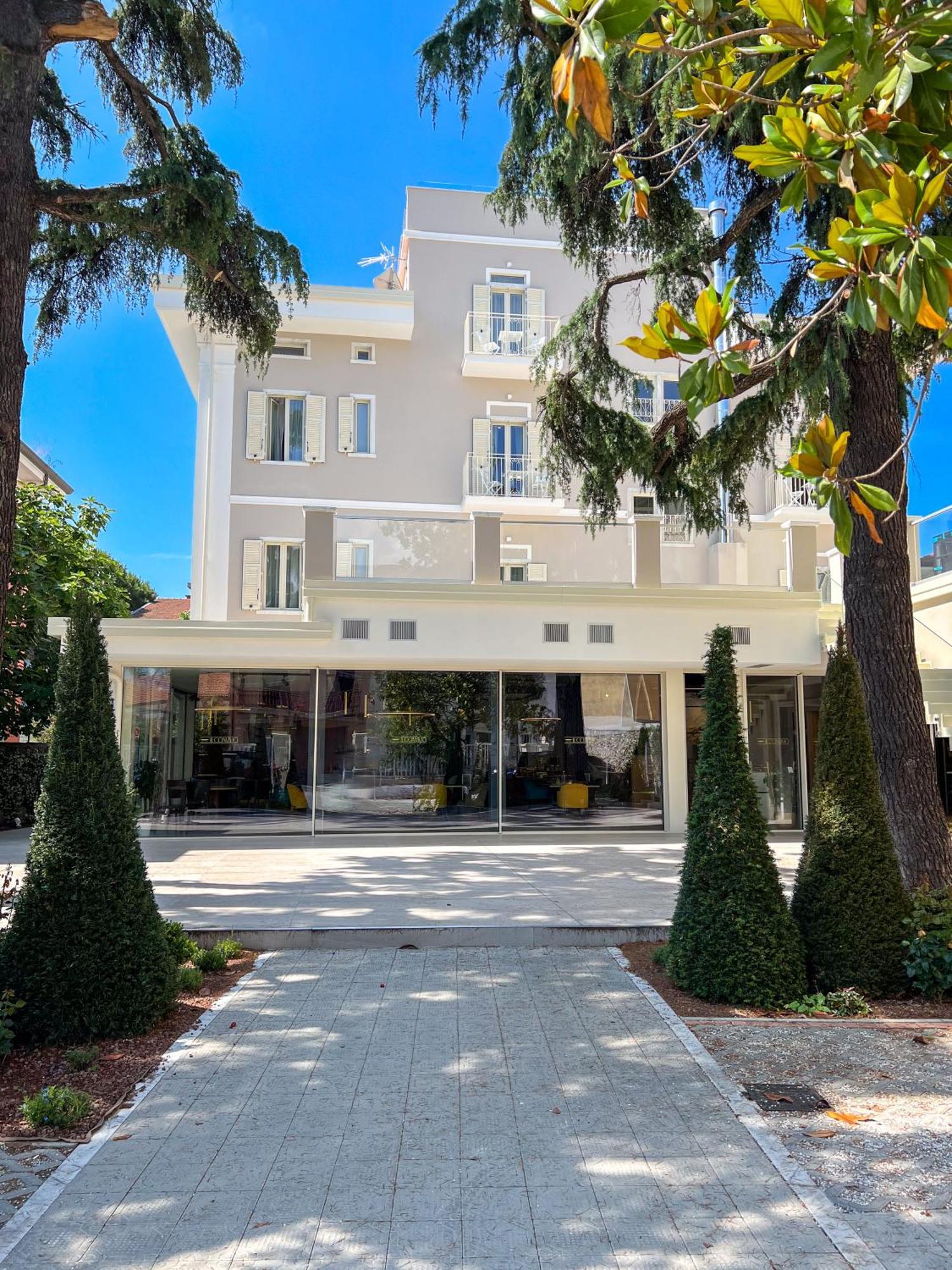 Doride Suites Boutique Hotel 马瑞纳迪卡拉拉 外观 照片