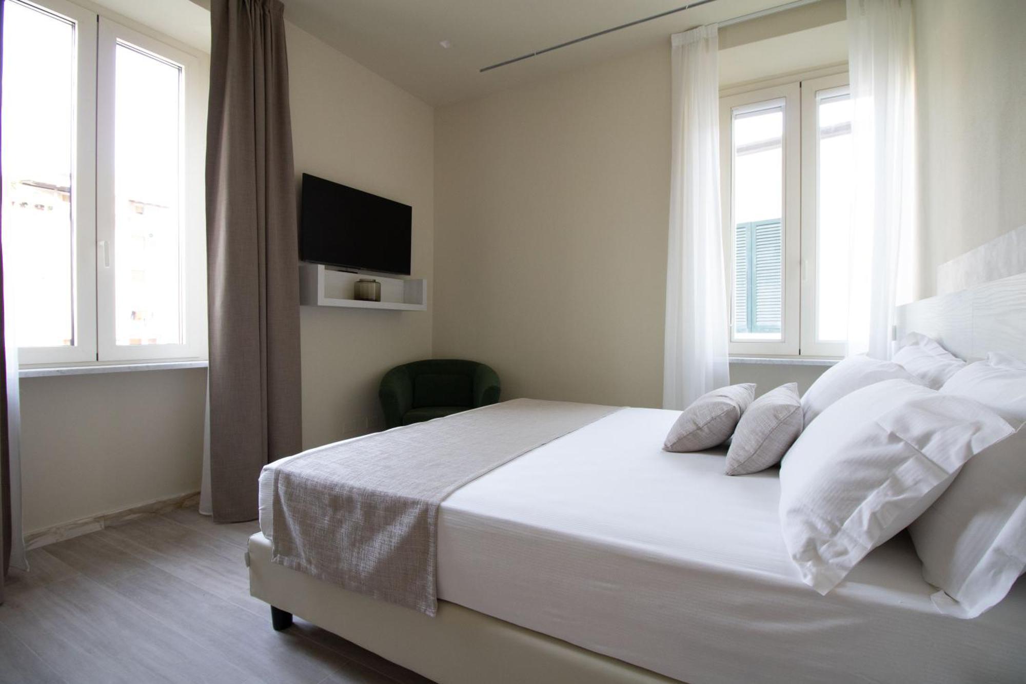 Doride Suites Boutique Hotel 马瑞纳迪卡拉拉 外观 照片